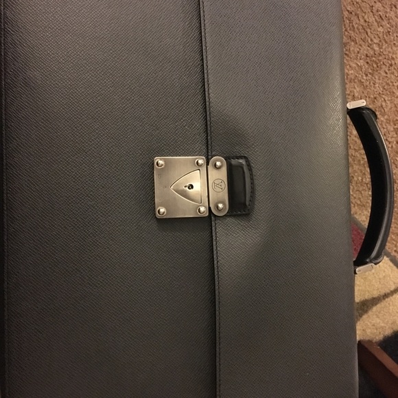 Louis Vuitton Men’s Briefcase - Picture 1 of 6